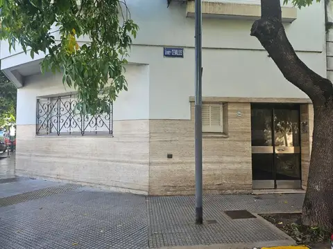 DEPTO DE 2 AMBIENTES CON TERRAZA Y PARRILLA SIN EXPENSAS