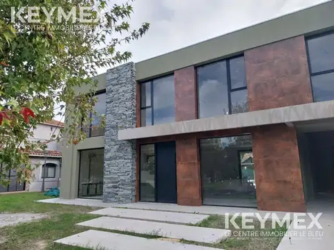 Casa a estrenar en El Lauquén