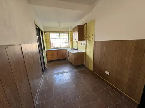 Departamento dos ambientes con balcón