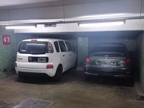 Cochera en venta - 24mts2 - Microcentro