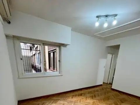 Departamento en Alquiler en Recoleta, $ 900.000