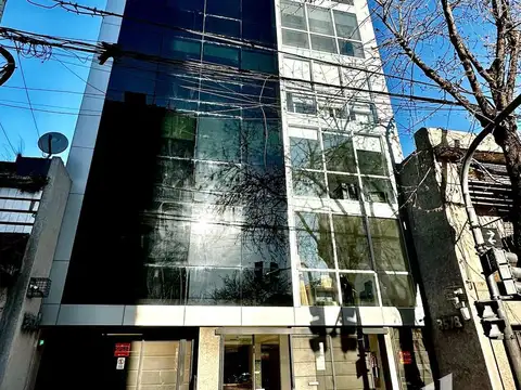 Oficina en alquiler en Parque Patricios.