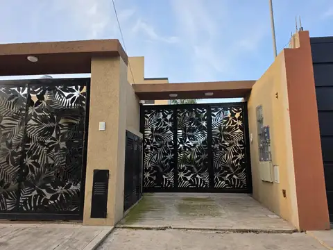 CASA CON GRAN PARQUE