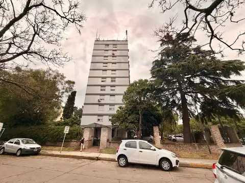 VENTA Depto 4 ambientes y guarda coche SAN ISIDRO