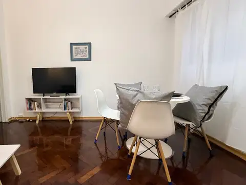 Departamento en Venta en Balvanera, USD 68.000
