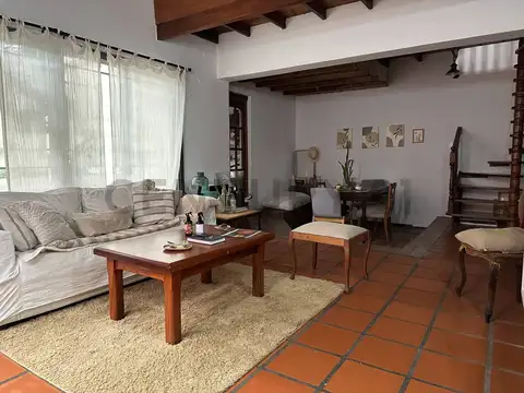 Carlos Tejedor 1700, Piso 0