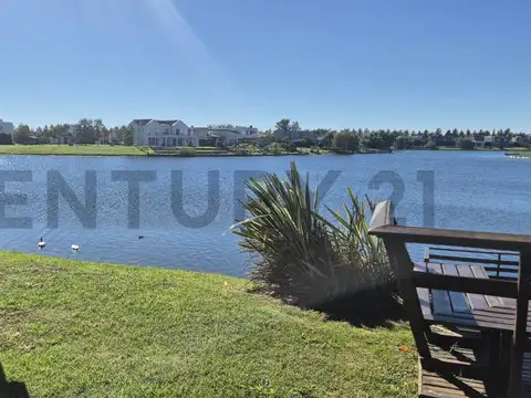 Terreno en Venta de 744,0 m2