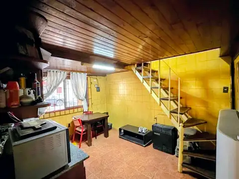 Depto Tipo Casa en Venta 51 años