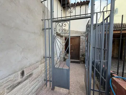 Depto Tipo Casa en Alquiler de 3 ambientes