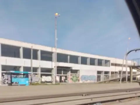 GALPON Y LOCAL  MONSEÑOR BUFANO 3300 , SAN JUSTO.5300 M²