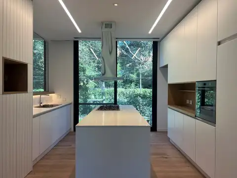 Casa  en Alquiler en Beccar, San Isidro, G.B.A. Zona Norte