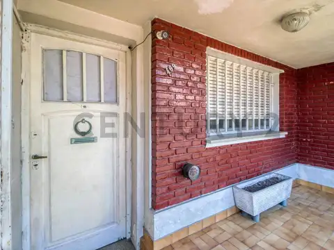 OPORTUNIDAD CASA A REFACCIONAR ENSENADA