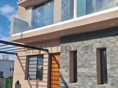 VENTA DUPLEX A ESTRENAR - B° PRIVADO