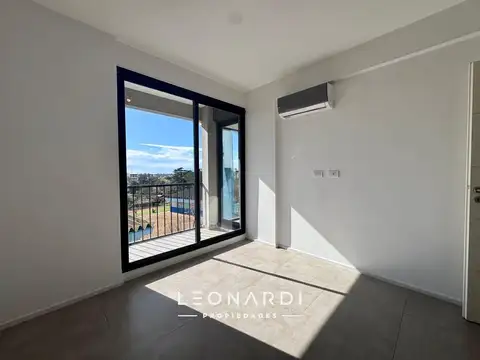 Departamento en Alquiler con 1 cocheras