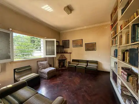 Casa en Venta en Adrogue, USD 165.000