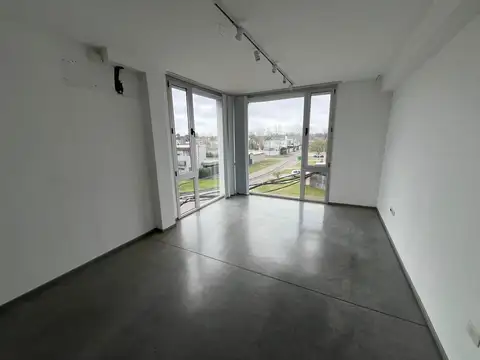 Tierra Nueva Fisherton