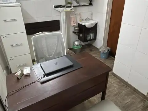 Oficina en Alquiler en Banfield, $ 800.000