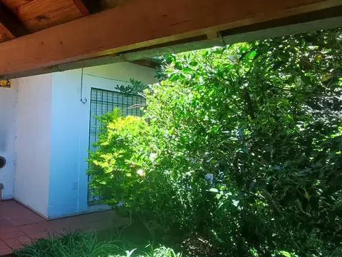 Venta casa de 5 ambientes 