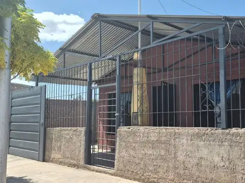 Alquiler casa Perdriel - Barrio Viñas del Malbec