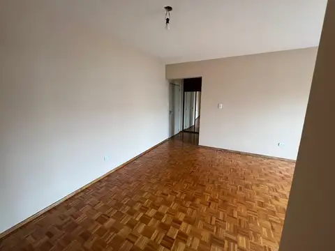 Departamento en Alquiler de 4 ambientes