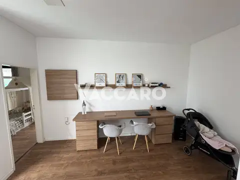 Casa en Venta con 5 cocheras