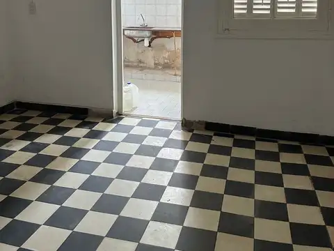 Depto Tipo Casa en Venta en Castelar, USD 82.000