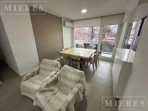 Departamento en Alquiler con 1 cocheras