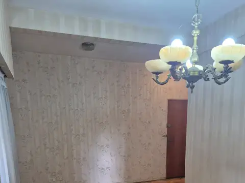 Otamendi 600, Piso PB