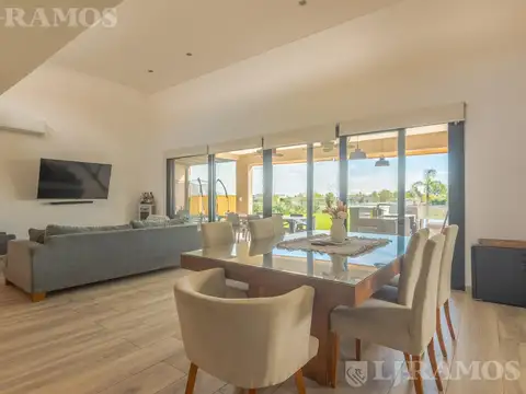 Casa en Venta de 4 dormitorios