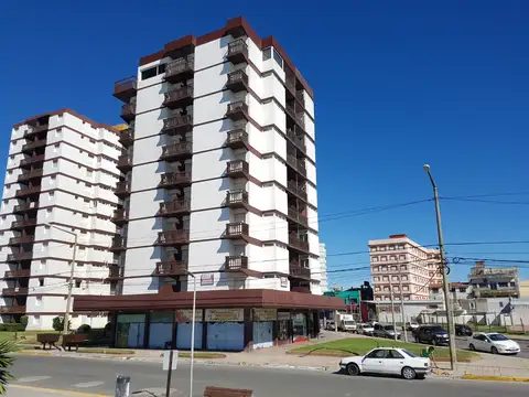 ESPECTACULAR Depto 3 Amb. - FRENTE AL MAR!!!