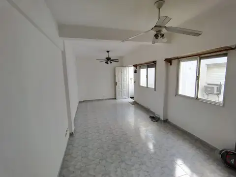Departamento tipo casa en alquiler en Villa Ortuzar