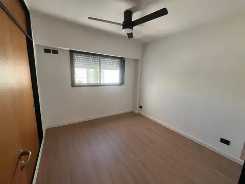 Departamento en Alquiler en Plaza Rocha, $ 570.000