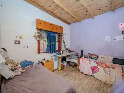 VENTA CASA 4 AMBIENTES C/ PILETA - JOSE C PAZ