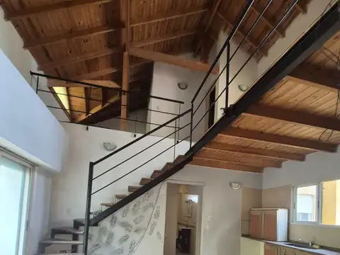 Depto Tipo Casa en Venta de 4 ambientes
