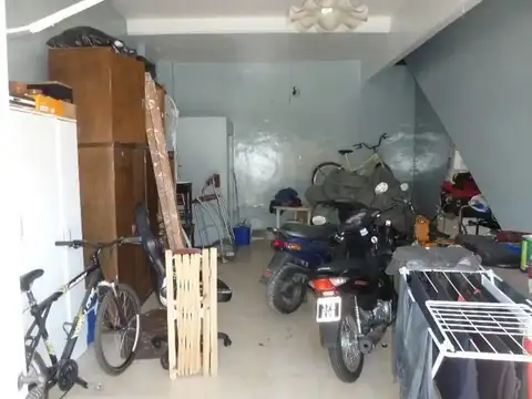 Avenida Andrés Rolón 700