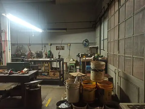 VENTA DEPOSITO/  GALPON/ OFICINAS PARQUE CHACABUCO