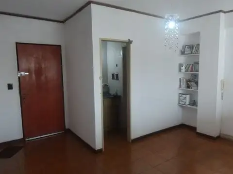 Hipólito Yrigoyen 2500