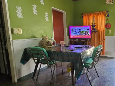 Buenos Aires  al 962