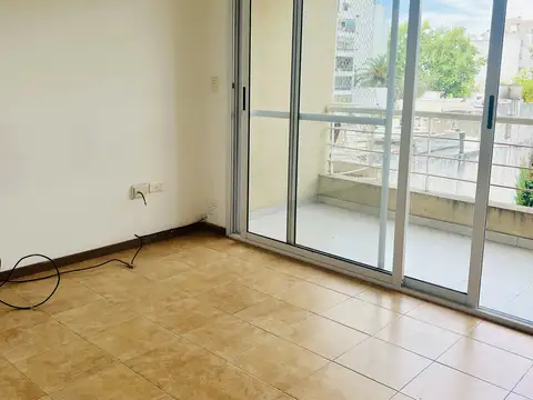 Monoambiente con gran Balcon aterrazado