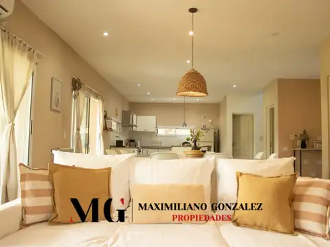 Casa en Venta con 1 cochera