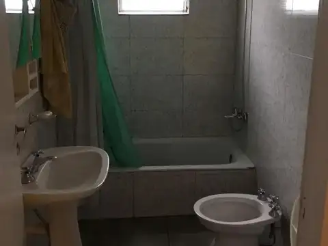 Quinta en Venta - 3 Dormitorios 2 Baños - 872mts - La Plata