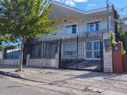 VENTA CASA CON VISTA A LAS SIERRAS - SALDAN CENTRO