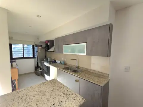 Casa en Venta en Olivos, USD 319.000