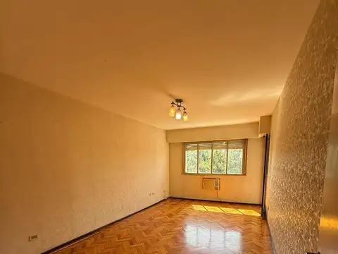 Departamento en Alquiler en Parque Chacabuco, $ 1.300.000