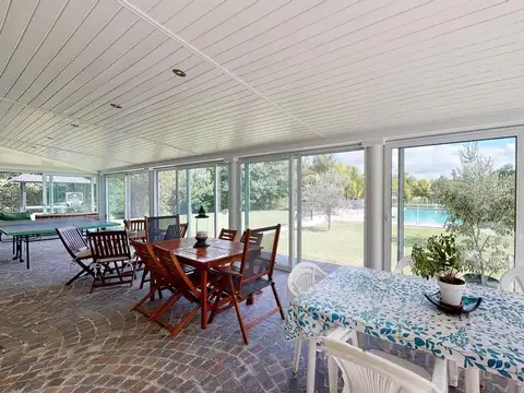 Casa en Venta con 1 cochera