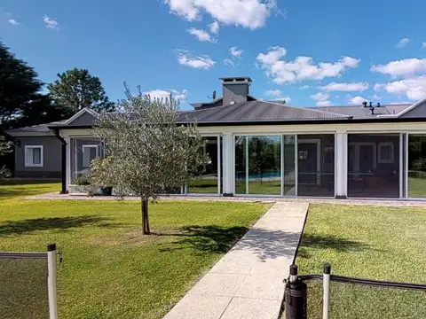 VENTA DE CASA EN CAPOS DE ROCA