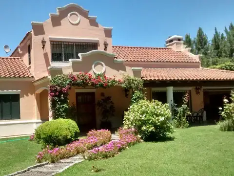 Venta Casa 6 ambientes, depen, Barrio Colonia De Chacras, Los Cardales, 6000 m2, 262 m2 cubiertos