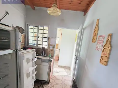 Casa 4 ambientes con 1 baño