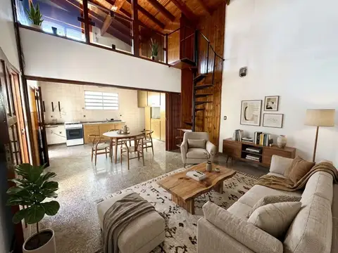 Depto Tipo Casa en Venta de 2 dormitorios