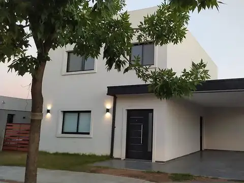 Casa  en Venta en San Eduardo, Pilar del Este, Pilar